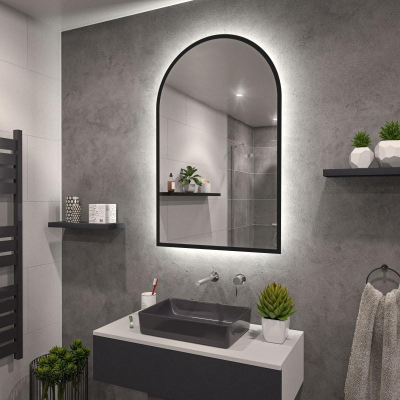 LED Spiegel mit Bogen und schwarzem Rand Teillack F649L4BTL